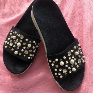 Stewart Weitzman Navy Denim & Pearls Goldie Slip On 7.5